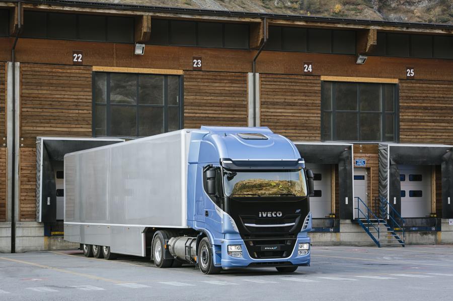  Iveco Stralis 460NP 4x2 2017 года  (фото 17 из 40)